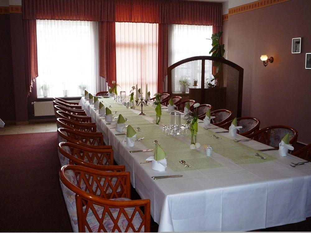 Rosen-Hotel Sangerhausen Ngoại thất bức ảnh